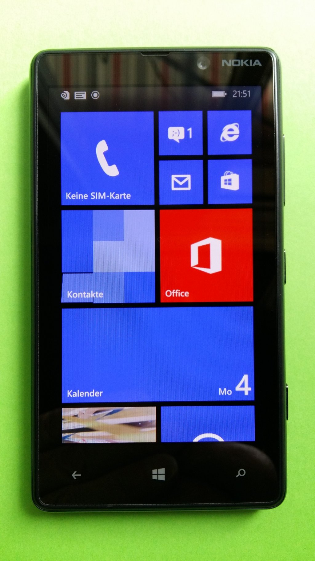 image-8093098-Nokia_820.1_Lumia_(1)1.w640.jpg