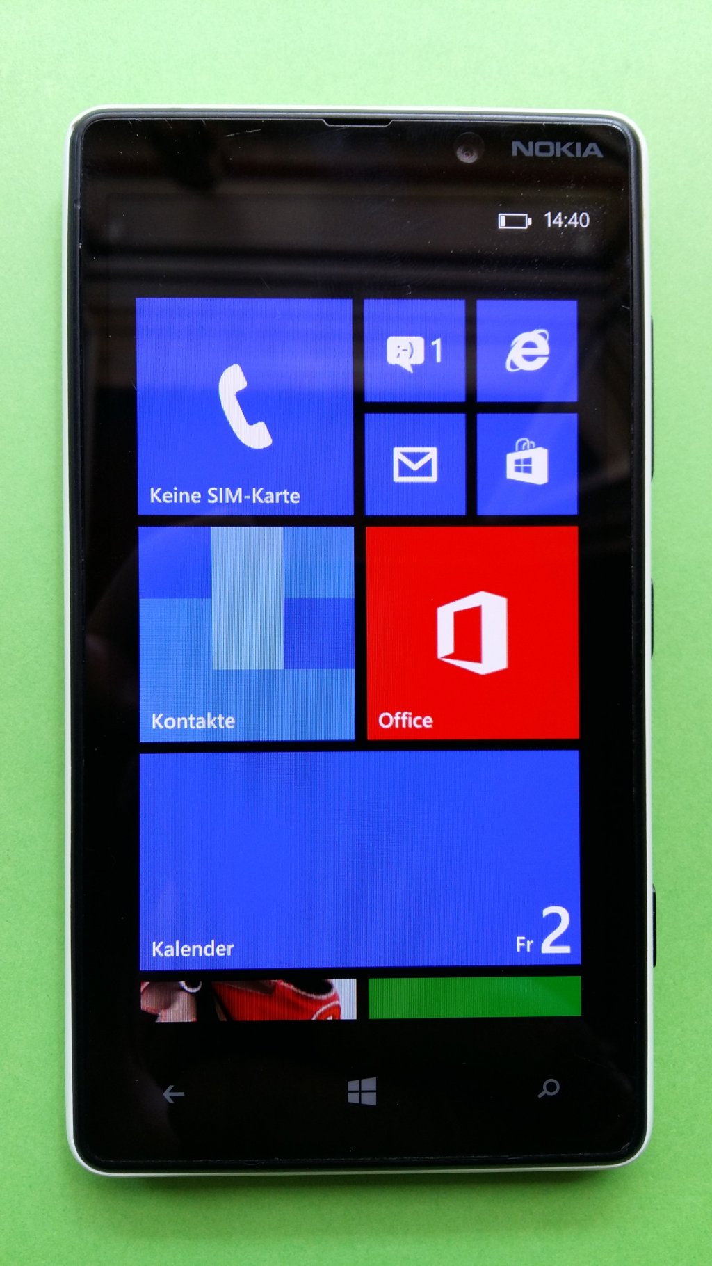 image-8141630-Nokia_820.1_Lumia_(2)1.w640.jpg