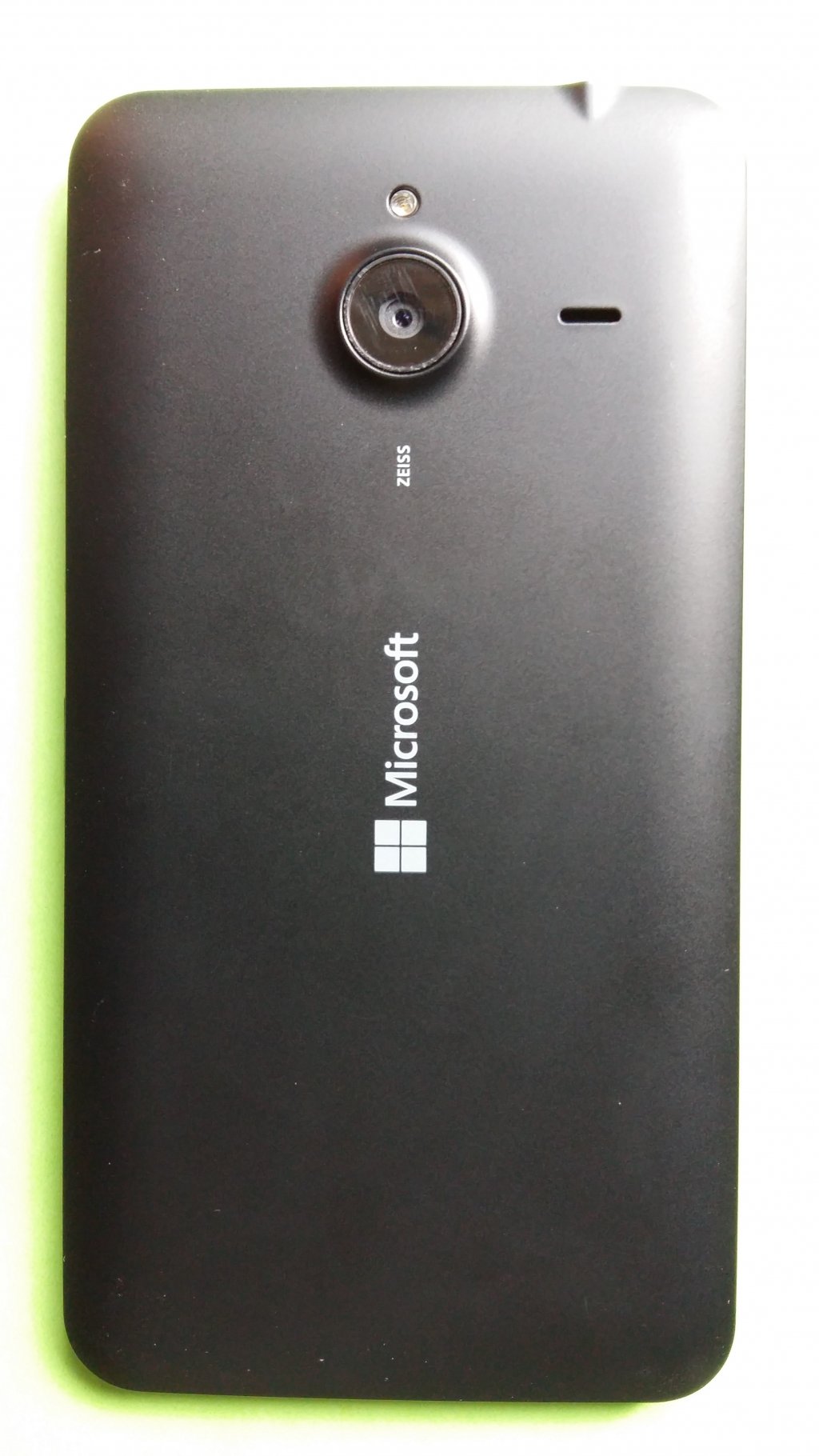 image-8783705-Microsoft_640_XL_Lumia_(1)2.w640.jpg